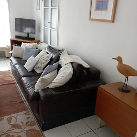 Modern Townhouse In With Secure Parking Honfleur