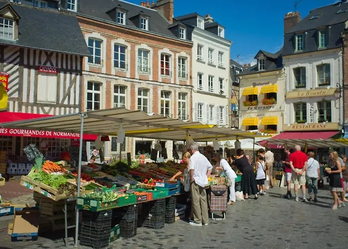 Modern Townhouse In With Secure Parking * 옹플뢰르
