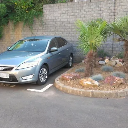 Modern Townhouse In With Secure Parking Дом отдыха Онфлёр