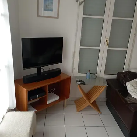 Casa de Férias Modern Townhouse In With Secure Parking Honfleur