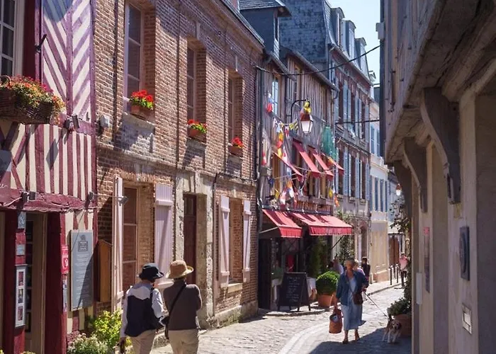 Holiday home Modern Townhouse In With Secure Parking *